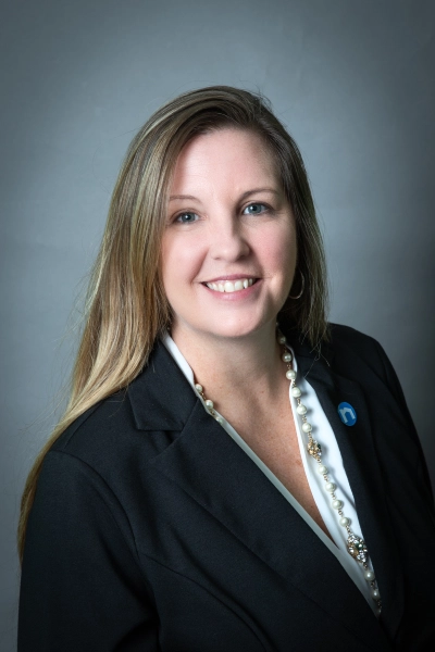 Lori Johnson headshot